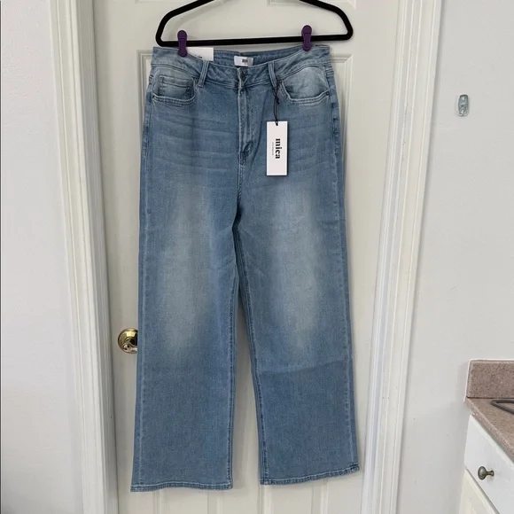 Stylish Light Blue Wide Leg Jeans - Picture 1 of 3